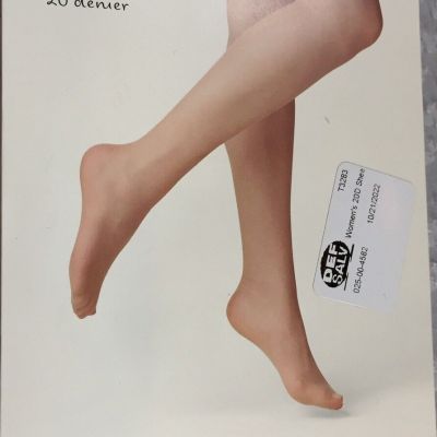 A New Day Nylons Sheer Hosiery Honey Beige Medium To Large Fit New